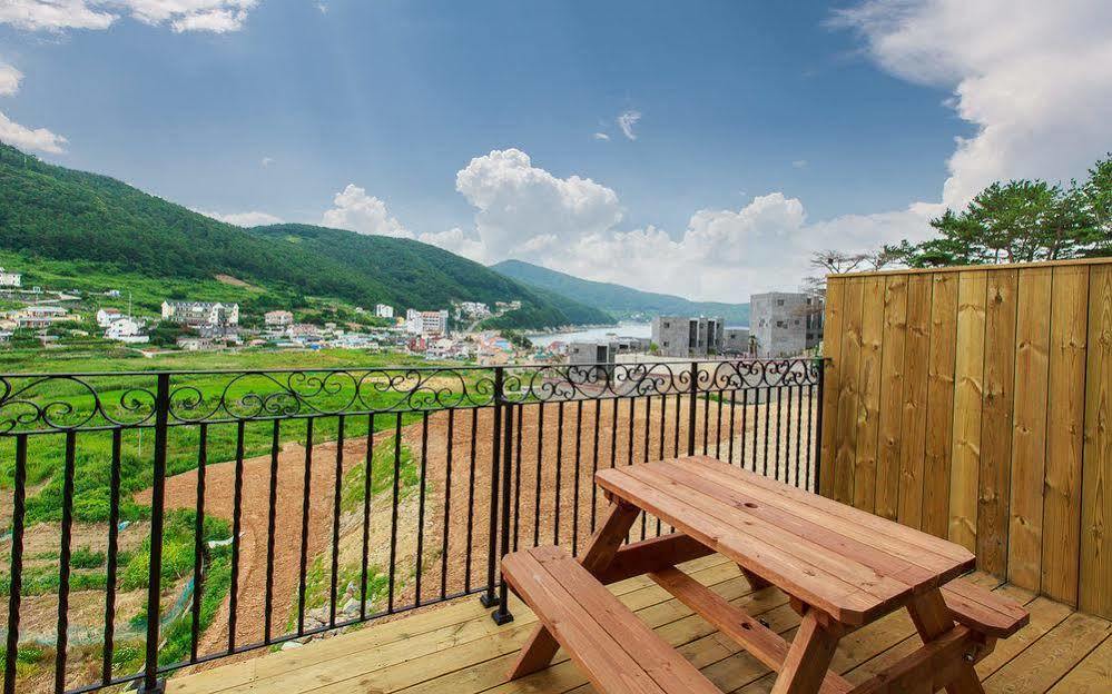 Doya Hotel Geoje Dış mekan fotoğraf